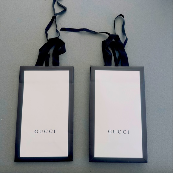 Gucci Other - Black and White Gucci bag. It looks like new.
